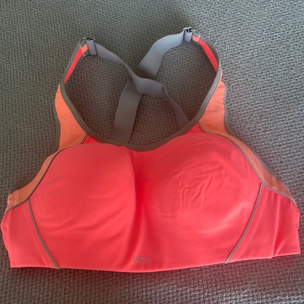Victorias Secret 34B sports bra